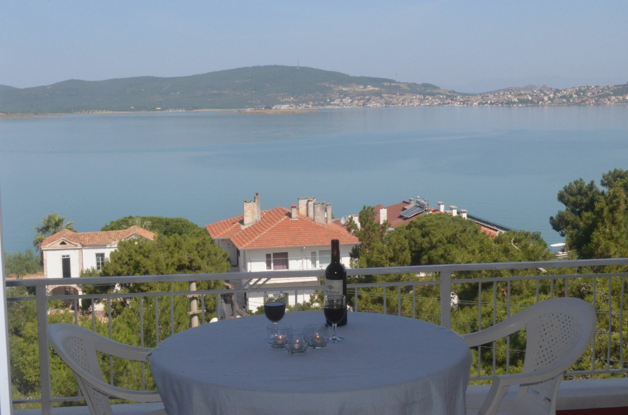 Tunc Hotel Ayvalik Exterior photo